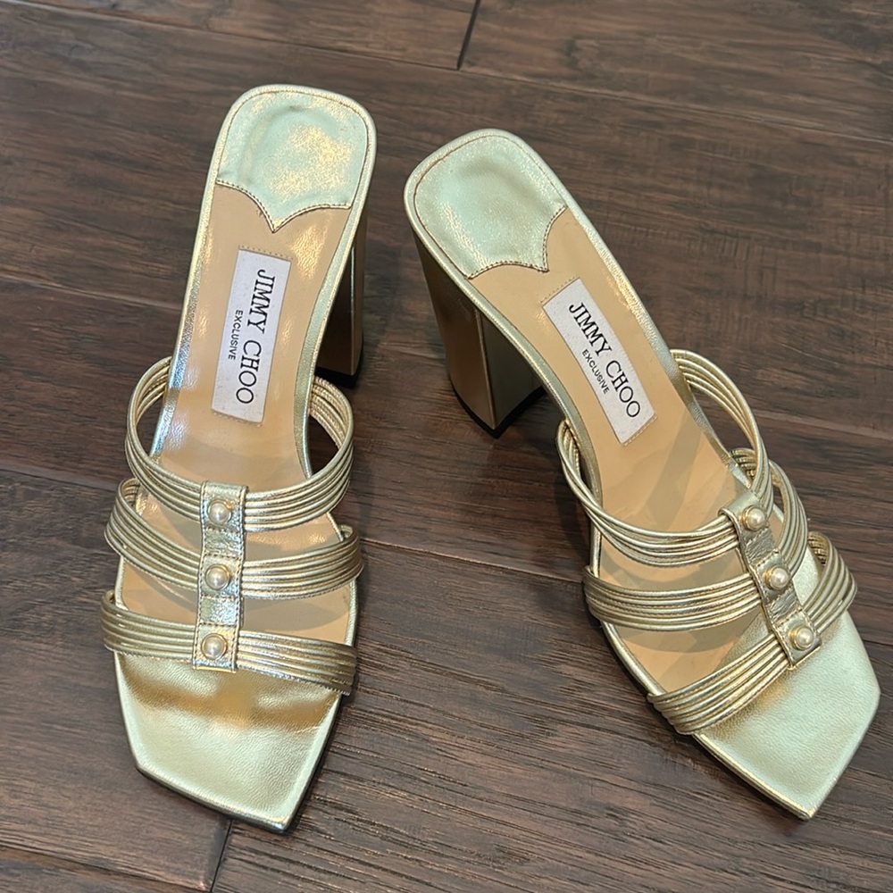 Never worn Jimmy Choo Exclusive Hazel gold tone sandal, square toe 85 Size 38.5